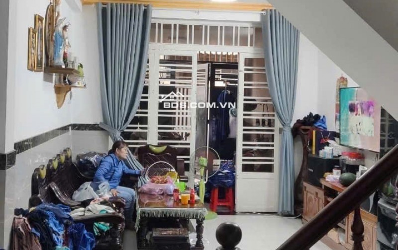Chủ Ngộp Bank!!!Bán Gấp!!Chỉ còn 5,95 tỷ, Nhà C4 SHR, diện tích khủng 117m2,  1/ Nguyễn Văn Quá cách mặt tiền 50m, HXH tránh nhau, Ô tô Ngủ Sân